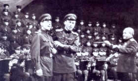 Nikolai Efremovich Ustinov and Viktor Ivanovich Nikitin.  1945. (      . 1945.) (Belyaev)